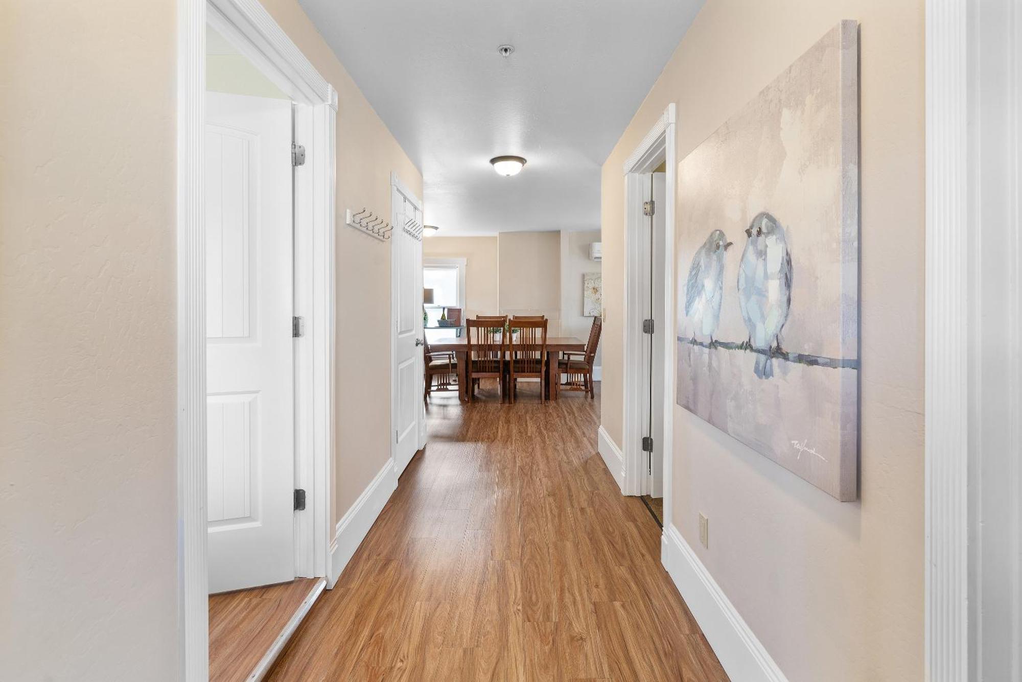 Pioneer Vacation Rentals - Pioneer North Suite Downtown Ashland Bagian luar foto